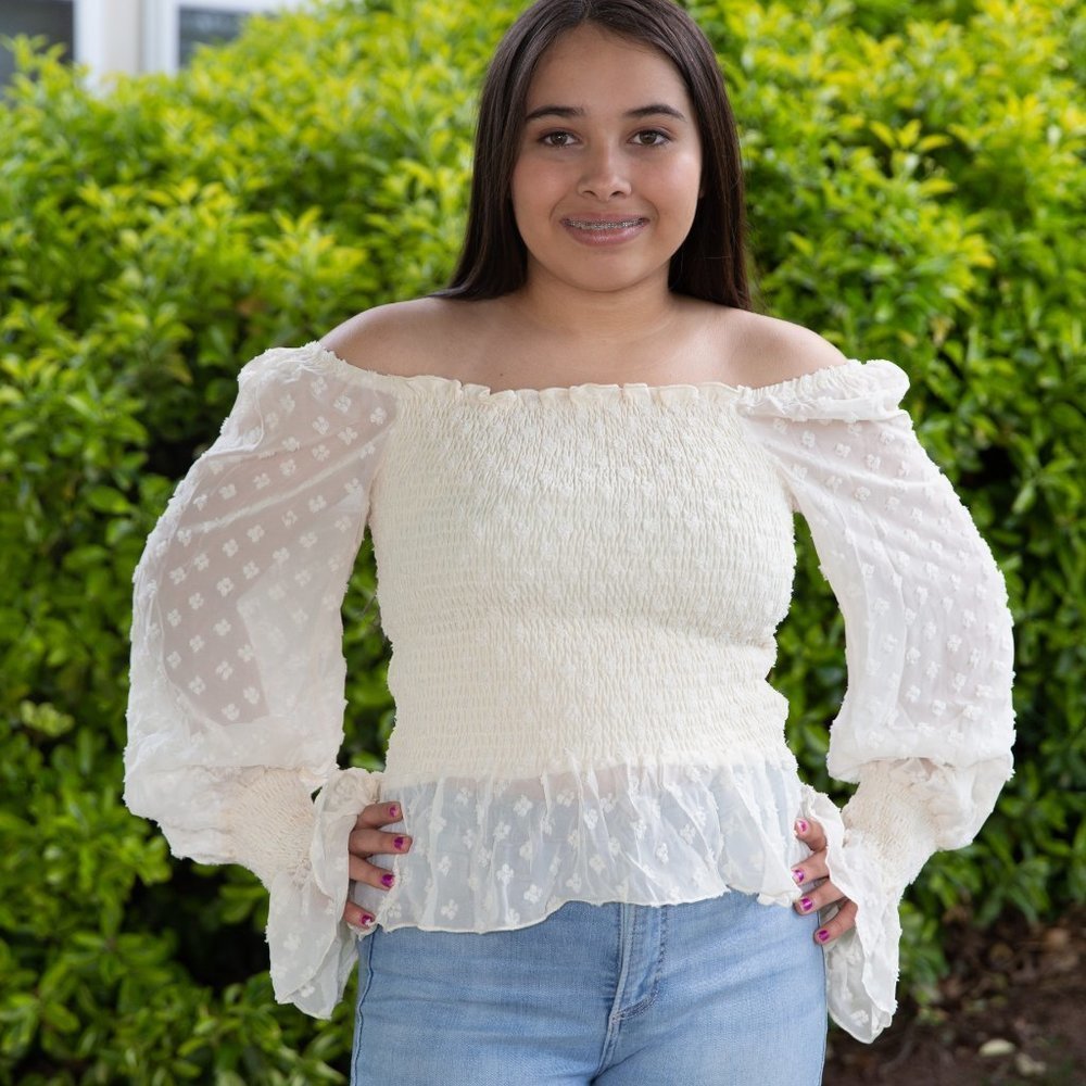 POMPOM Ruffled Dressy Off White Top - Picture 3 of 4
